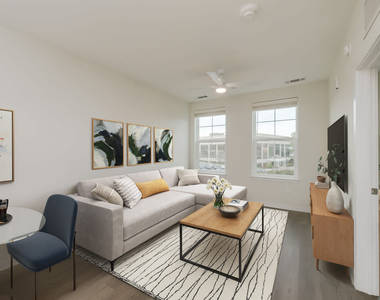 3 Westchester Park Drive - Photo Thumbnail 13