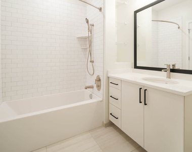 3 Westchester Park Drive - Photo Thumbnail 102