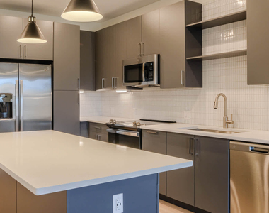 3 Westchester Park Drive - Photo Thumbnail 110