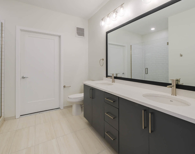 3 Westchester Park Drive - Photo Thumbnail 143