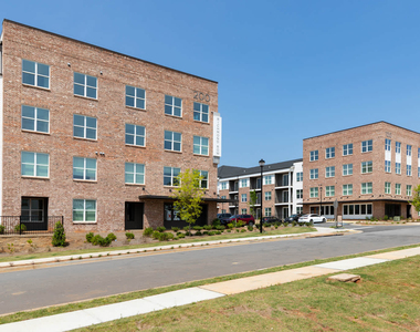 2950 Richmond Row Drive - Photo Thumbnail 1