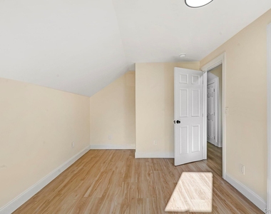 5 Grant Avenue - Photo Thumbnail 14