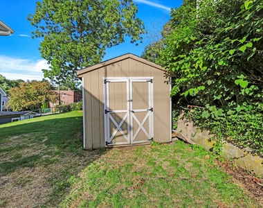 5 Grant Avenue - Photo Thumbnail 19