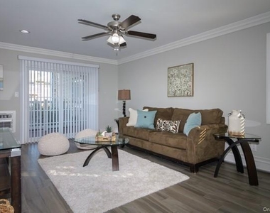 28 Williams Boulevard - Photo Thumbnail 3