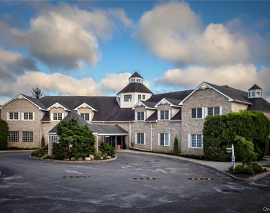 106 Cassa Loop - Photo Thumbnail 1