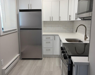 99-105 W Hoffman Avenue - Photo Thumbnail 3