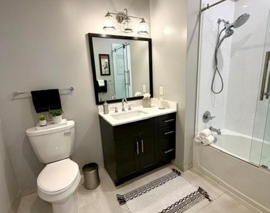 75 E Hoffman Avenue - Photo Thumbnail 7