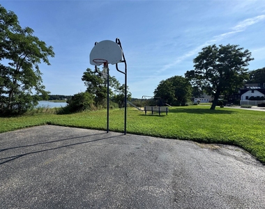119 Whittier Drive - Photo Thumbnail 42