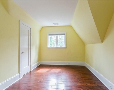 7 Cotswold Way - Photo Thumbnail 25
