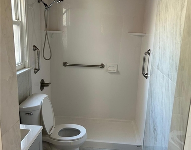 1086 Tulip Avenue - Photo Thumbnail 5