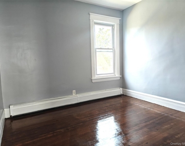 104 Winnikee Avenue - Photo Thumbnail 7