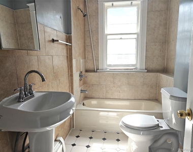 104 Winnikee Avenue - Photo Thumbnail 5