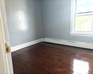 104 Winnikee Avenue - Photo Thumbnail 6