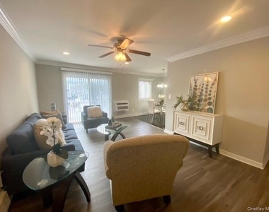 250 River Avenue - Photo Thumbnail 4