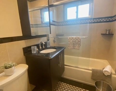 250 River Avenue - Photo Thumbnail 6