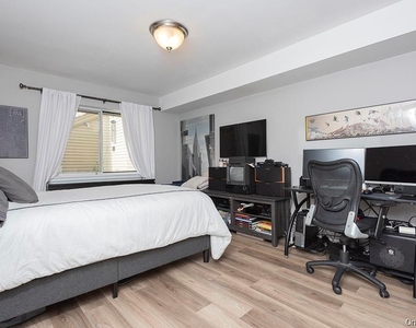 40 Waterside Close - Photo Thumbnail 8