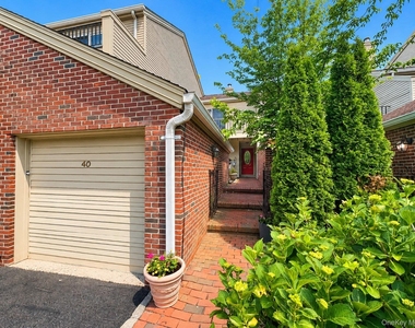 40 Waterside Close - Photo Thumbnail 2