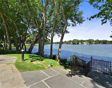 40 Waterside Close - Photo Thumbnail 30