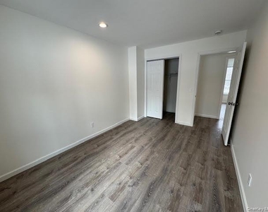 11 Alexandra Matthews Road - Photo Thumbnail 21
