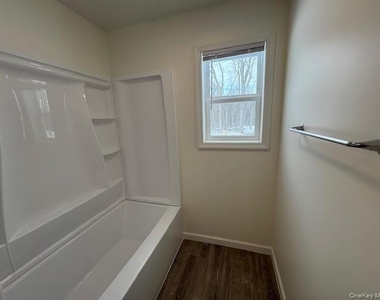 11 Alexandra Matthews Road - Photo Thumbnail 24