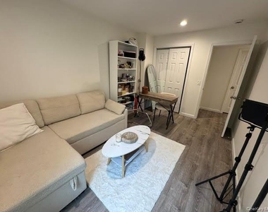 11 Alexandra Matthews Road - Photo Thumbnail 37