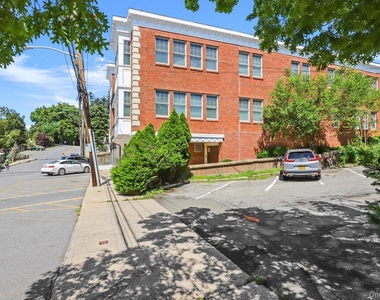 12 N Astor Street - Photo Thumbnail 23