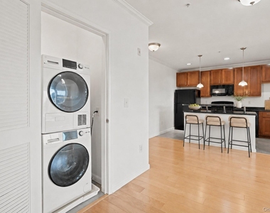479 Front Street - Photo Thumbnail 6