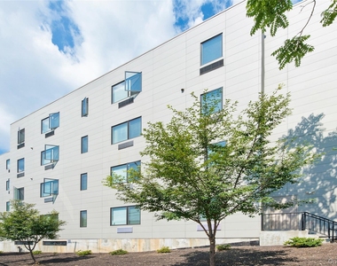 479 Front Street - Photo Thumbnail 17