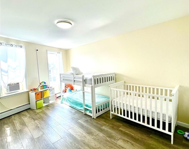 108 North Street - Photo Thumbnail 6