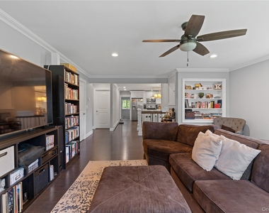 44 Chestnut Avenue - Photo Thumbnail 5