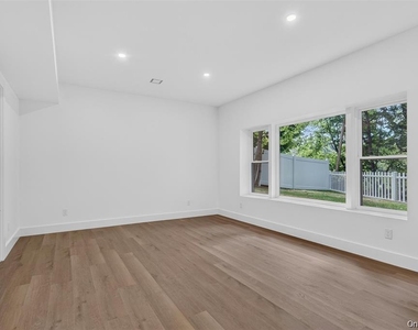 117 Orchard Street - Photo Thumbnail 9