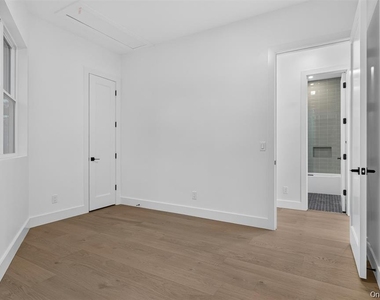 117 Orchard Street - Photo Thumbnail 25