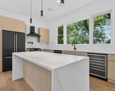 117 Orchard Street - Photo Thumbnail 5