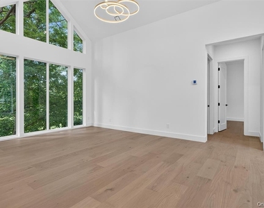 117 Orchard Street - Photo Thumbnail 10