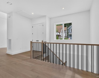 117 Orchard Street - Photo Thumbnail 28