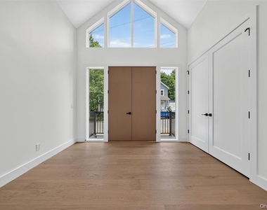 117 Orchard Street - Photo Thumbnail 8