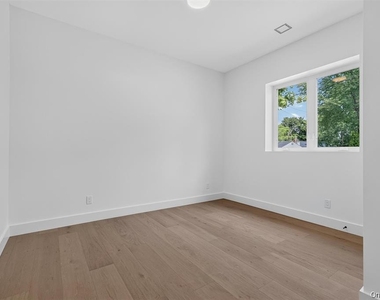 117 Orchard Street - Photo Thumbnail 18