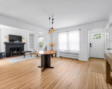 22 Harbor Road - Photo Thumbnail 3