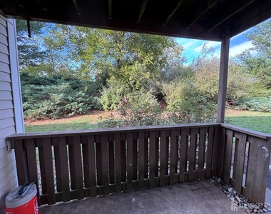 215 Aspen Drive - Photo Thumbnail 20