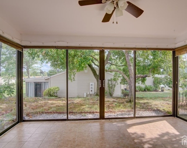 94 Salix Plaza - Photo Thumbnail 19