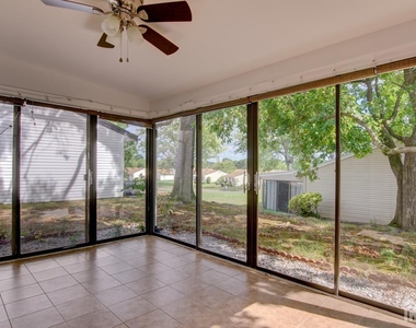 94 Salix Plaza - Photo Thumbnail 22