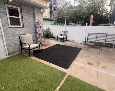 3322 Farragut Road - Photo Thumbnail 6