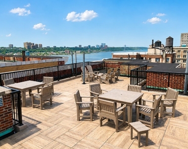 425 Riverside Drive - Photo Thumbnail 10