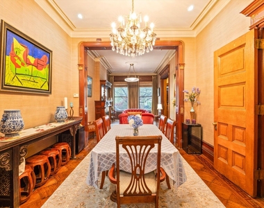 329 Convent Avenue - Photo Thumbnail 3