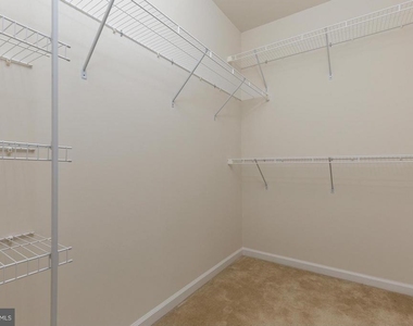 4548 Alliance Way - Photo Thumbnail 15