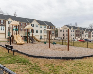 4548 Alliance Way - Photo Thumbnail 23