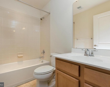 4548 Alliance Way - Photo Thumbnail 21
