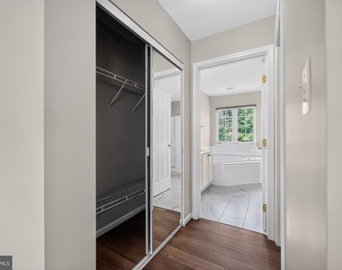 17694 Avenel Lane - Photo Thumbnail 26