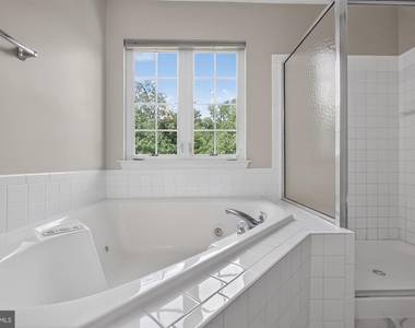 17694 Avenel Lane - Photo Thumbnail 23