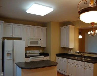 4081 Cressida Place - Photo Thumbnail 11